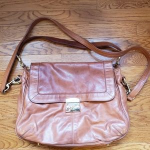Leather Crossbody Bag in Cognac Brown
